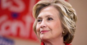 Hillary Clinton lista para reanudar campaña