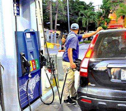Los precios de los combustibles experimentan rebajas 