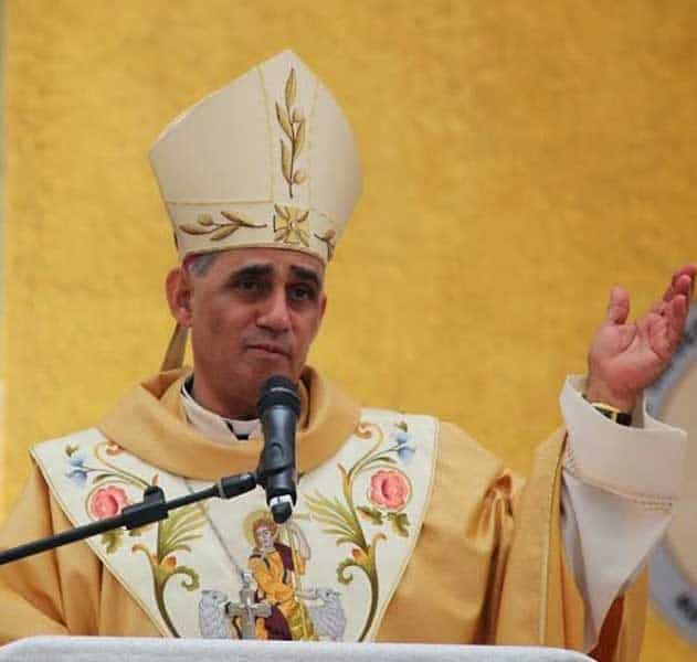 Arzobispo Bretón confirma renuncia ante el papa