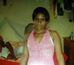 Madre identifica osamenta hija calcinada