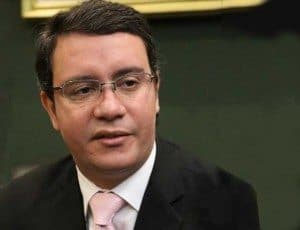 Empresarios abogan por cambios transporte