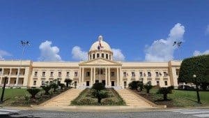 çDanilo Medina designa a 11 nuevos gobernadores