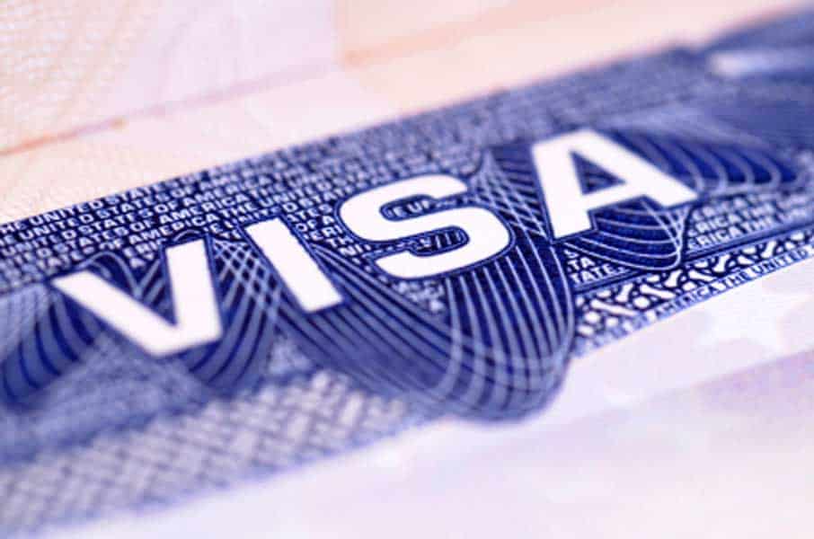 EEUU suspende proceso exprés de visas de alta tecnología