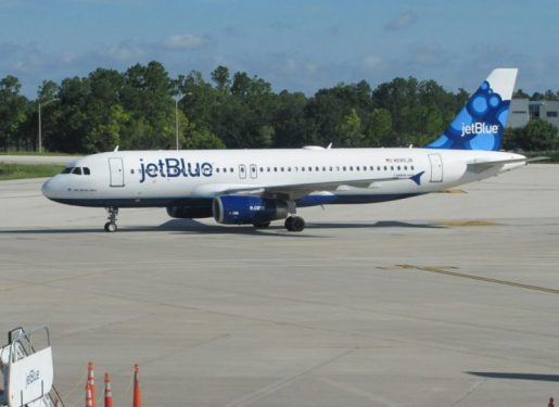 Incidente obliga desviar a Orlando vuelo Jet Blue RD-NY