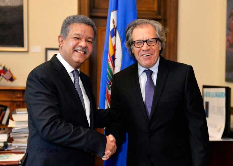 Secretario de la OEA, Luis Almagro y Leonel Fernández