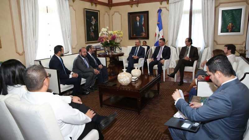 Danilo Medina recibe a miembros de la FEDEPRICAP; promueven integración comercio regional