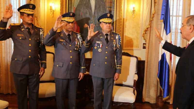 Danilo Medina juramenta nuevo director general Policía