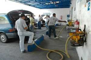 Bajan gasolinas pero suben GLP y gasoil