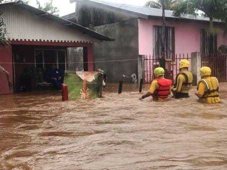 Tormenta Nate deja al menos 26 muertos en Centroamérica