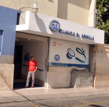 Asaltan emergencia Clínica Doctor Bonilla de Santiago