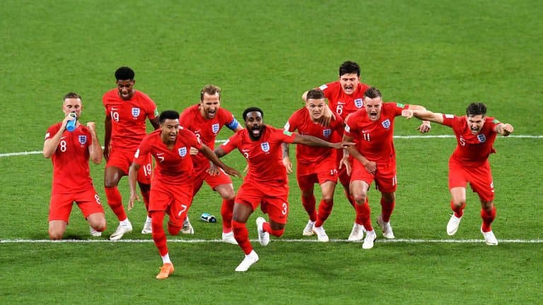 Inglaterra deja fuera del Mundial a Colombia