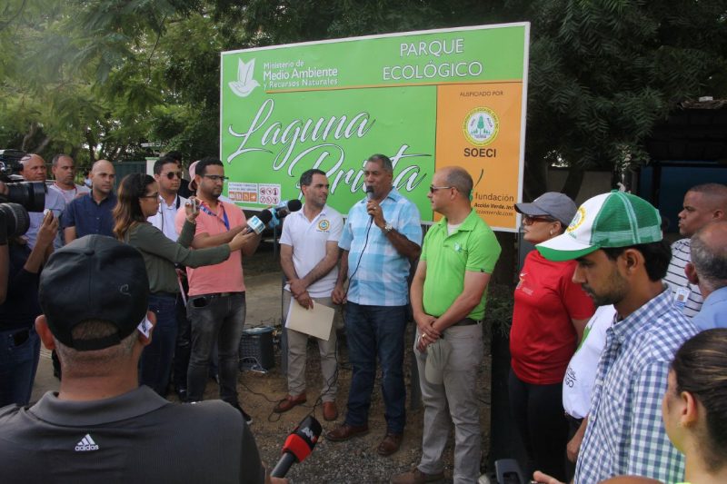 Reiteran defensa Parque Ecológico Laguna Prieta en Santiago