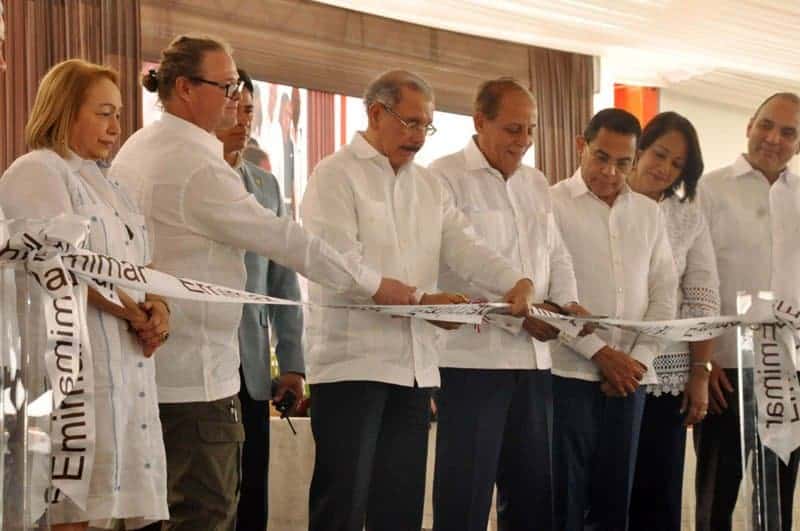 Danilo asiste inauguración zona franca Navarrete