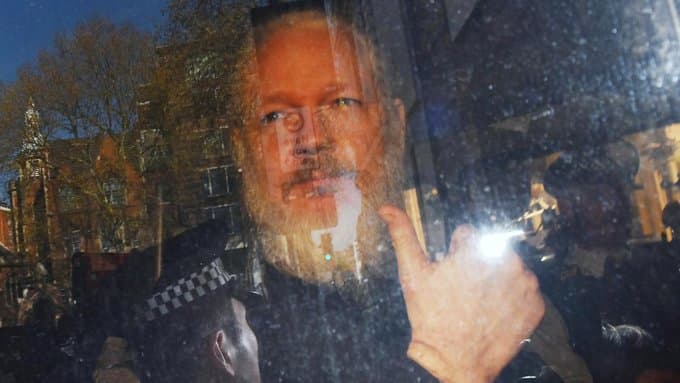 Julian Assange cárcel Londres