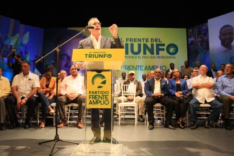 Frente Amplio proclama a Luis Abinader como candidato