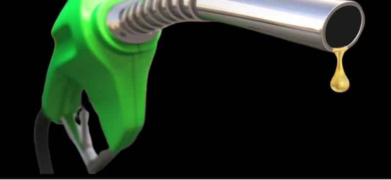 Alzas del petróleo provocan  aumentos precios combustibles