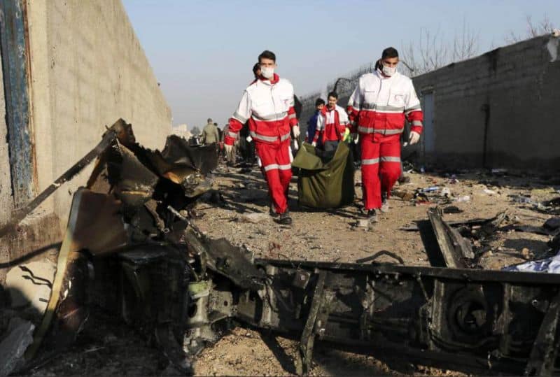 Creen avión ucraniano fue derribado por Irán