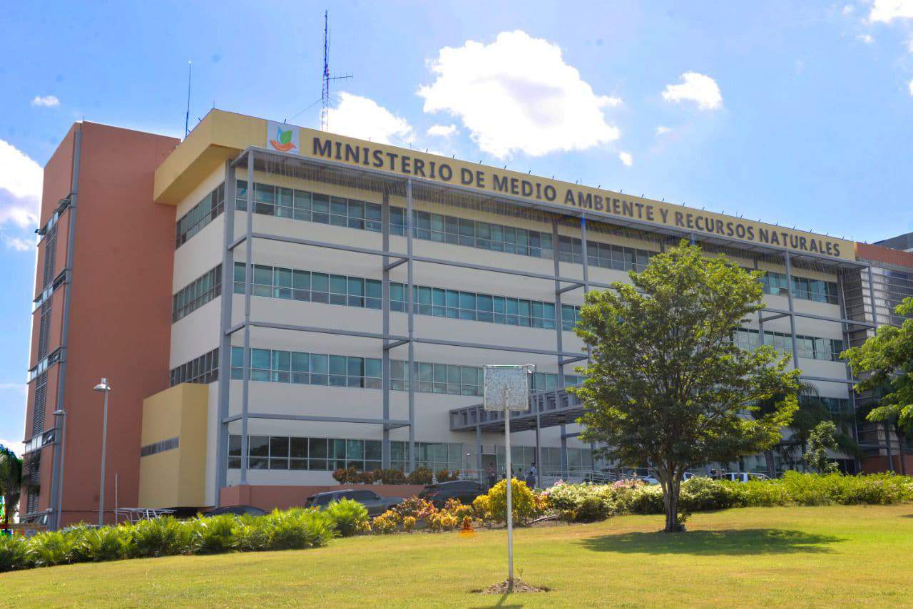 Edificio Ministerio de Medio Ambiente República Dominicana