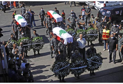 LIBANO-BEIRUT-EXPLOSIONES-BOMBEROS-FUNERAL