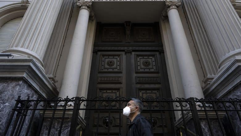 Banco Central Argentina aumenta 800 puntos tasa de interés