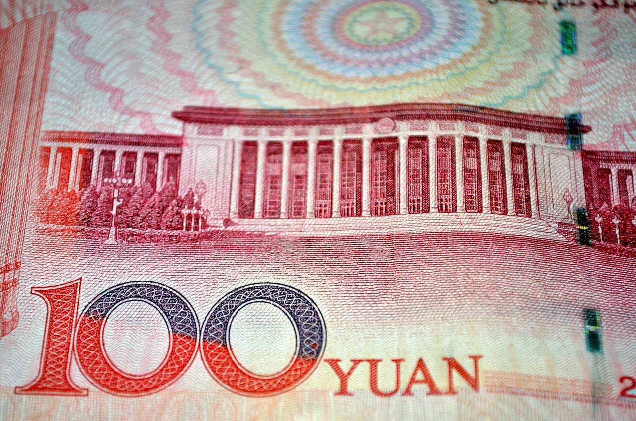 Bancos de China reportan superávit de liquidación de divisas