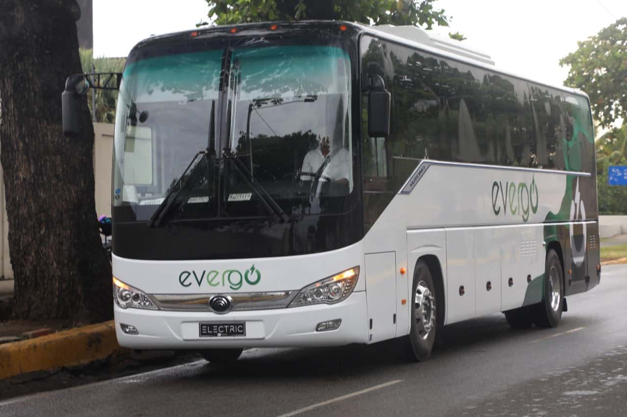 autobús electrico rd