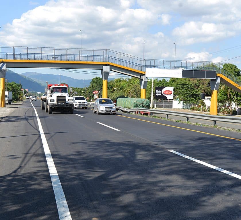 Obras Públicas anuncia reparación autopista Duarte