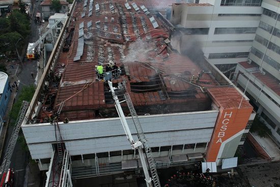 Incendio afecta hospital San Borja