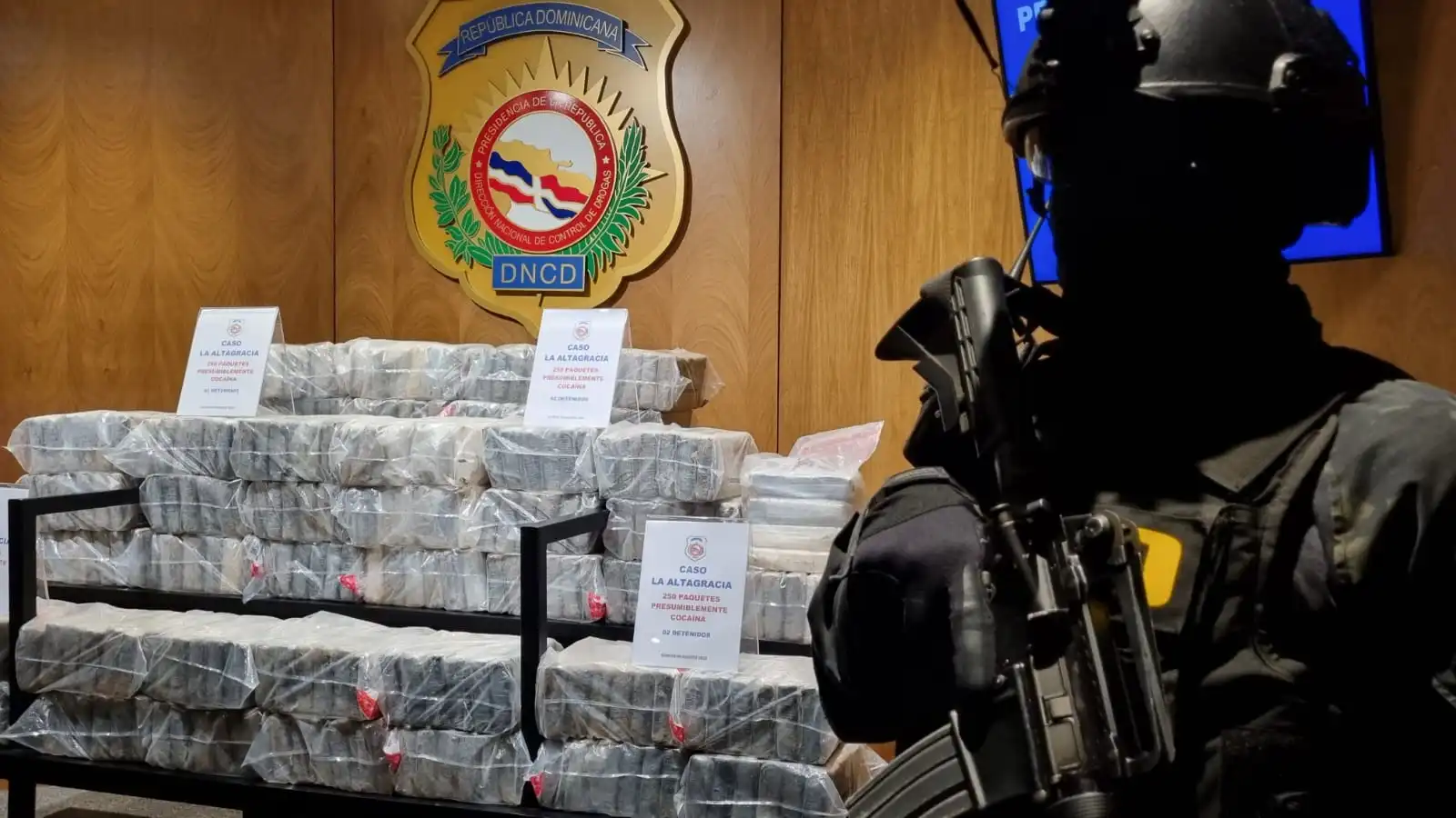 Incautan 250 paquetes de cocaína en La Altagracia