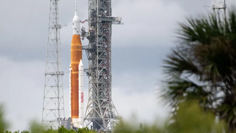 NASA suspende por segunda vez lanzamiento de Artemis I