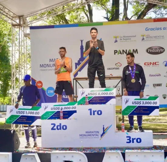 Jeisson Alexander Suárez gana Maratón Monumental