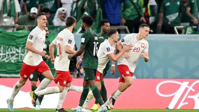 Polonia vence 2-0 a Arabia Saudí en Copa Mundial