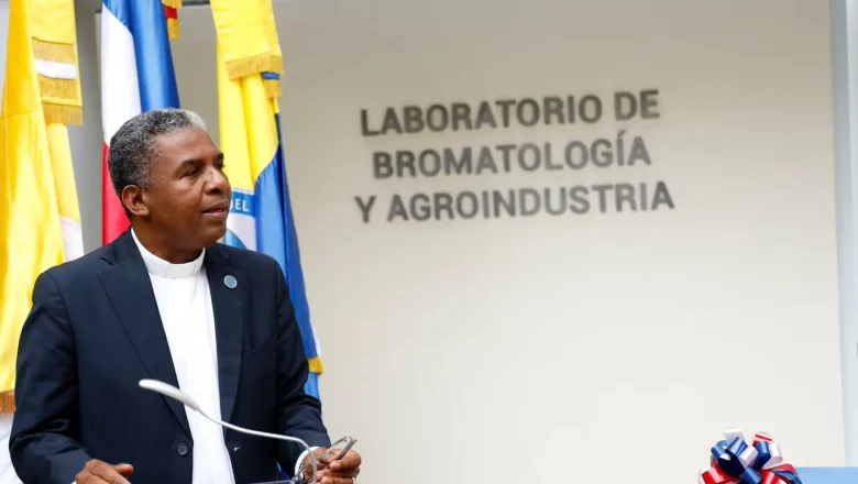 Ucateci inaugura laboratorio de bromatología y agroindustria