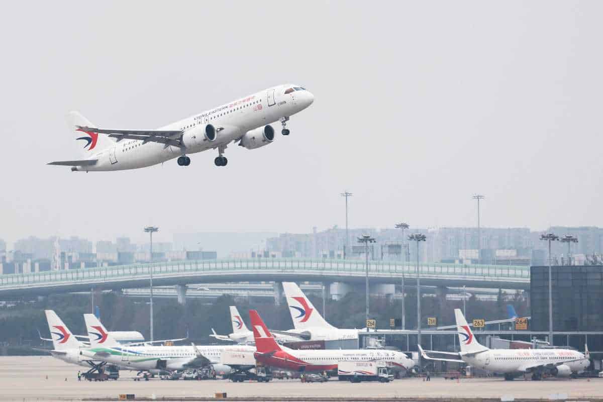 Aerolínea china aumenta frecuencia de vuelos de validación de avión de pasajeros C919