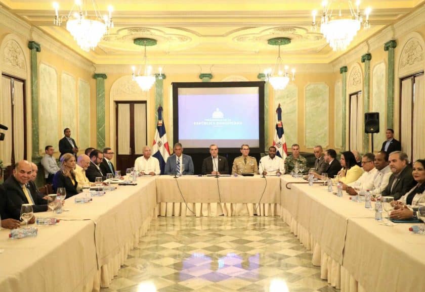 Abinader encabeza segunda reunion gran pacto nacional