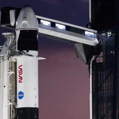 NASA y SpaceX lanzan sexta misión tripulada a estación espacial