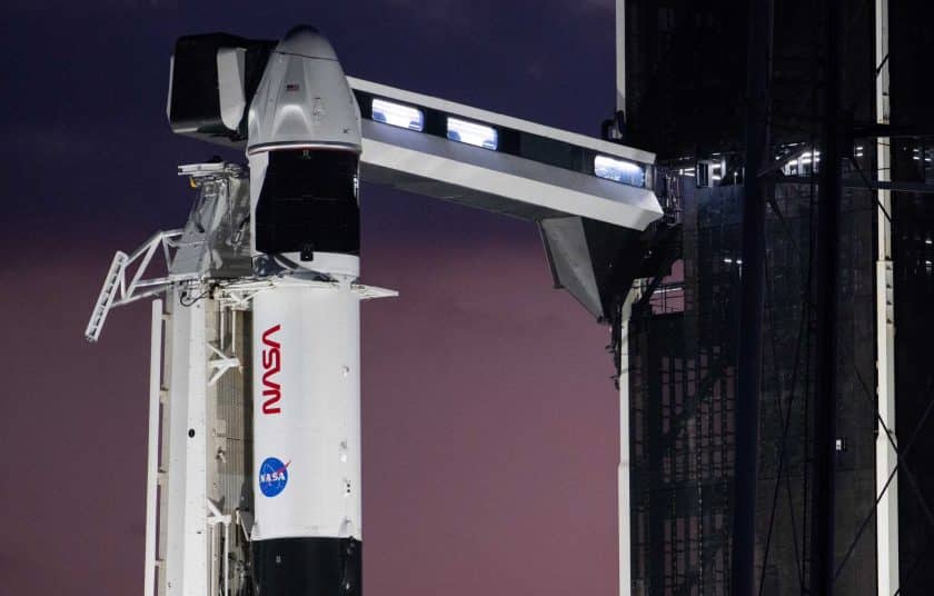 NASA y SpaceX lanzan sexta misión tripulada a estación espacial