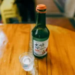 Cálculo de consumo de soju para embriagarse: ¿Cuántas botellas son necesarias?