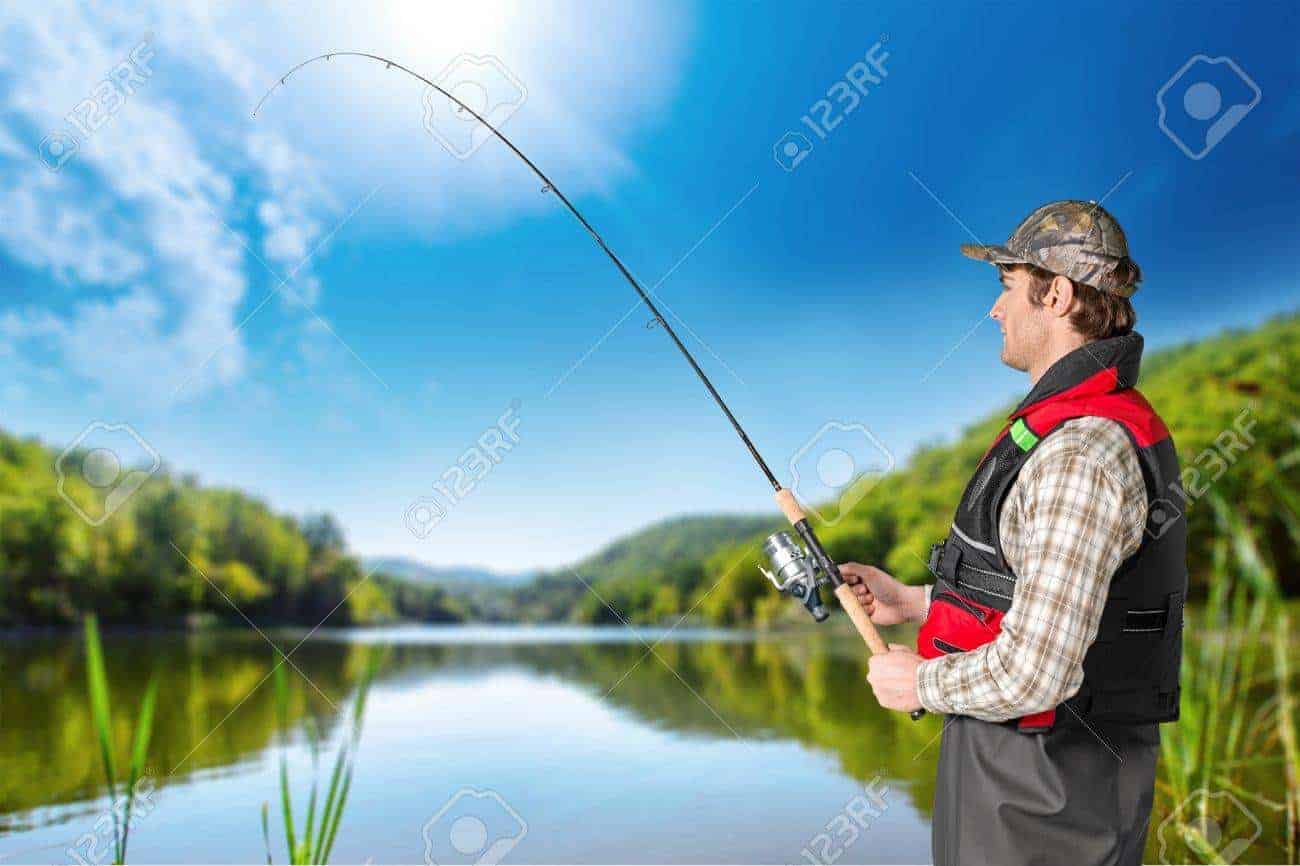 pescador usando una cana