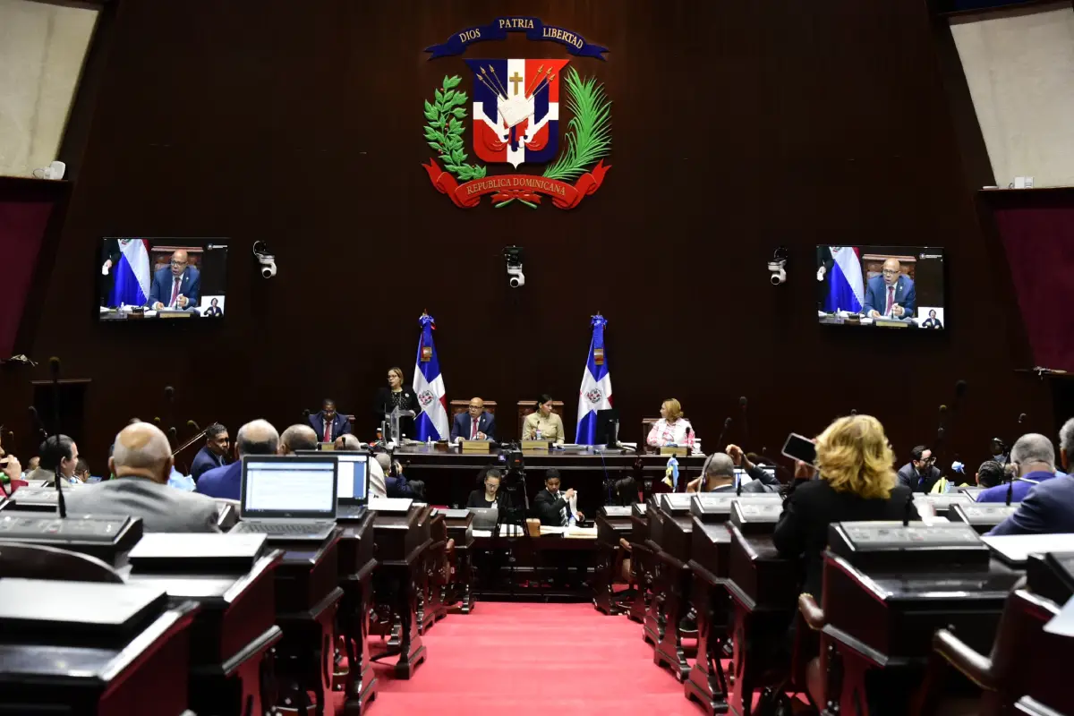 Diputados aprueban ley de referendo en RD