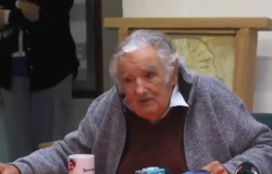 Expresidente José Mujica (Pepe Mujica) de Uruguay revela que padece cáncer de esófago