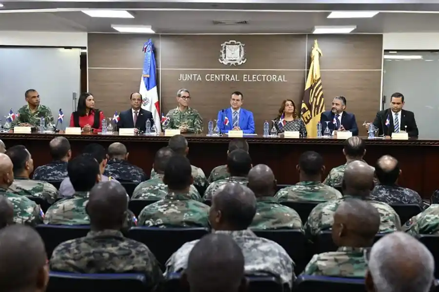 La JCE aclara: Policía Militar Electoral bajo su mando durante las elecciones