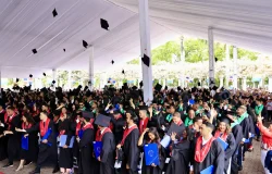 Graduación UCATECI: 479 nuevos profesionales en La Vega