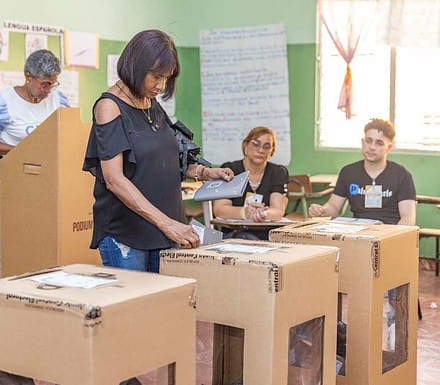 Cierra votación en elecciones a Presidencia y Congreso en República Dominicana