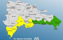 El COE coloca cinco provincias en alerta amarilla y otras cinco en verde ante el huracán Beryl