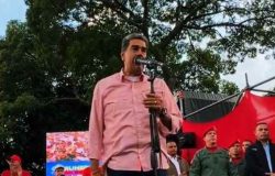 Maduro bloquea X por 10 días y acusa a Elon Musk de "golpe de Estado cibernético"