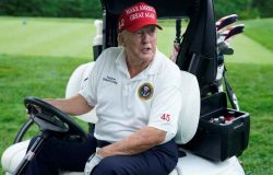 FBI investiga como posible intento de asesinato incidente en campo de golf de Trump