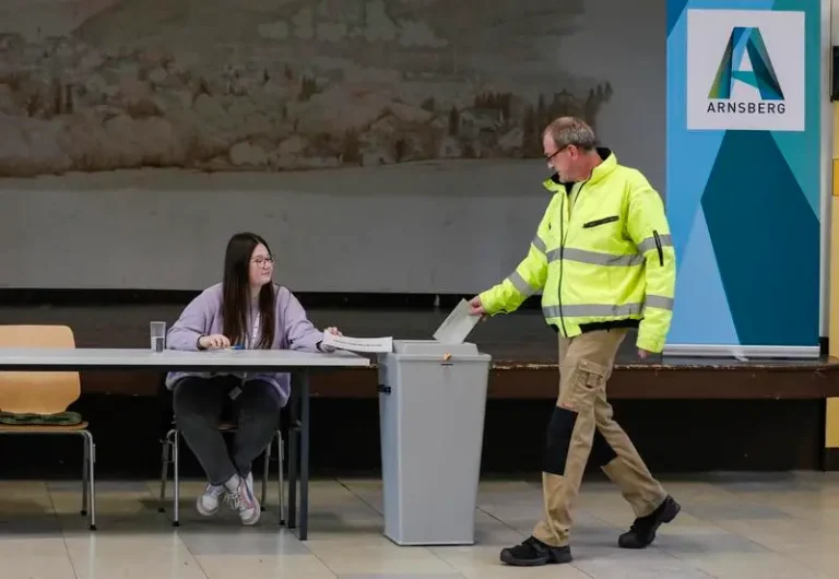 CDU/CSU lidera con 29%, AfD sube al 19.5%, SPD cae al 16%.