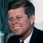 Administración Trump publica documentos sobre asesinato de Kennedy