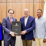 Pepín Corripio es declarado "Visitante Distinguido" en Santiago